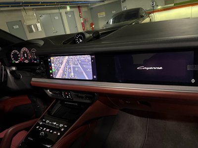 PORSCHE CAYENNE - 8