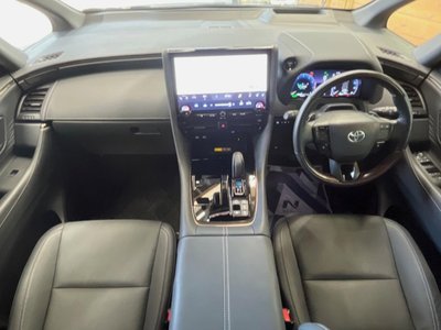 2023 Toyota ALPHARD — фото 2
