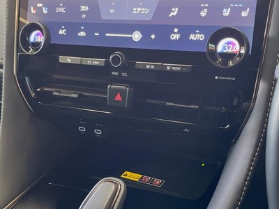 2023 Toyota ALPHARD — фото 9