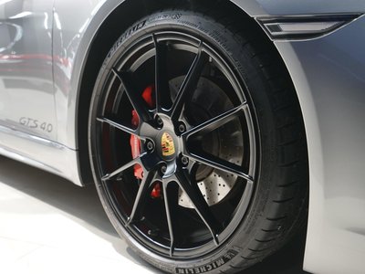 PORSCHE 718 CAYMAN - 7