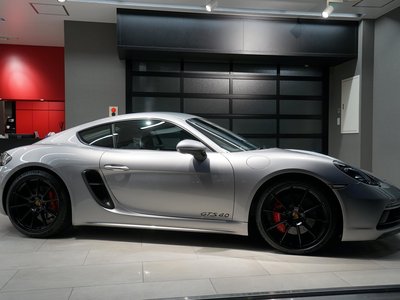 PORSCHE 718 CAYMAN - 2