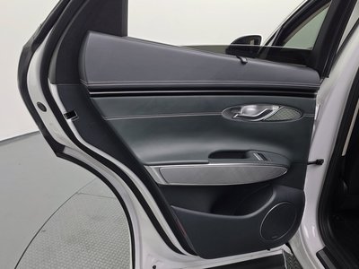 صورة مصغرة 15 لـ 2022 Genesis ELECTRIFIED GV70