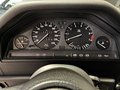 1990 BMW 3 SERIES photo 18
