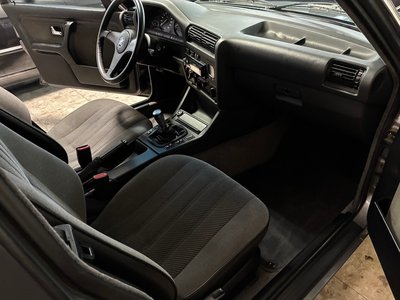 1990 BMW 3 SERIES photo 42