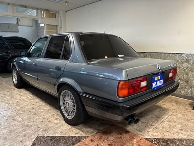 1990 BMW 3 SERIES photo 39