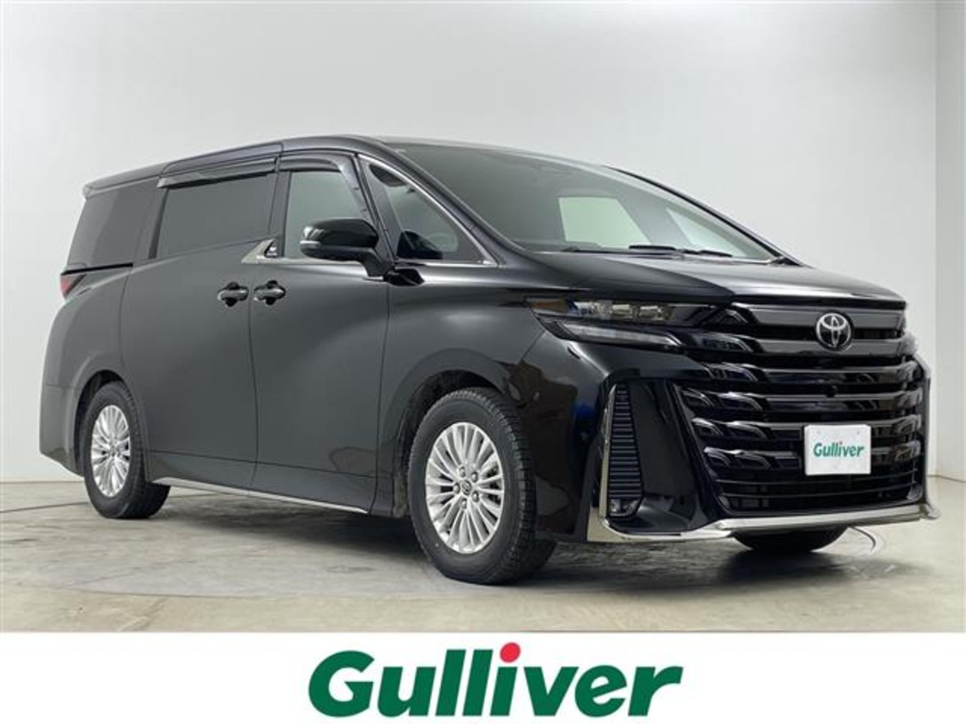 TOYOTA VELLFIRE - View 1