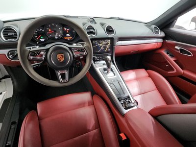 PORSCHE 718 CAYMAN - 5