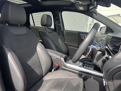 MERCEDES-BENZ EQA - 4