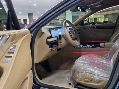 GENESIS G80 (RG3) - 10
