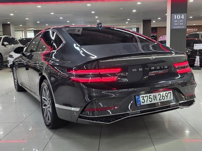 GENESIS G80 (RG3) - 6