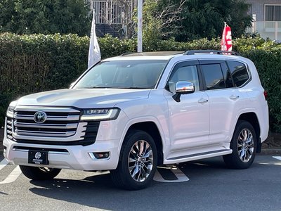 TOYOTA LAND CRUISER 300 - 5