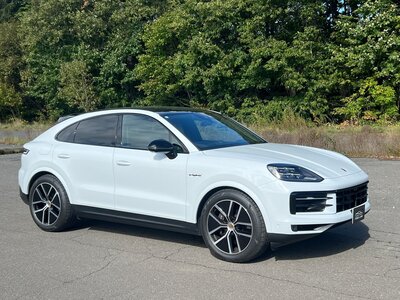 PORSCHE CAYENNE COUPE