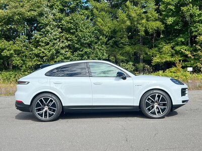 PORSCHE CAYENNE COUPE - 2