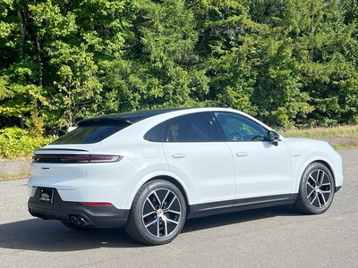 PORSCHE CAYENNE COUPE - 3