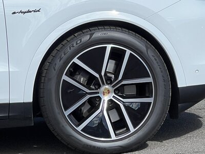 PORSCHE CAYENNE COUPE - 7