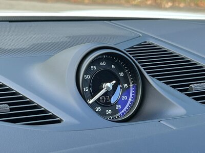 PORSCHE CAYENNE COUPE - 10