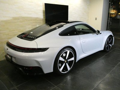 صورة 5 لـ 2025 Porsche 911