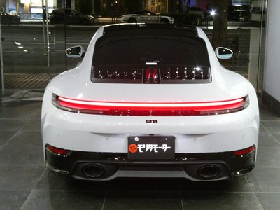 صورة 6 لـ 2025 Porsche 911