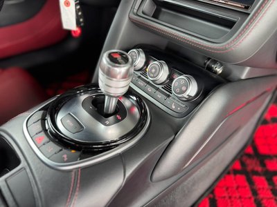 صورة مصغرة 64 لـ 2013 AUDI R8