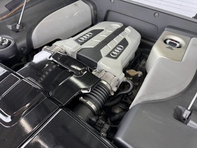 صورة مصغرة 69 لـ 2013 AUDI R8