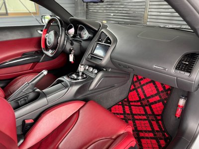 صورة مصغرة 59 لـ 2013 AUDI R8