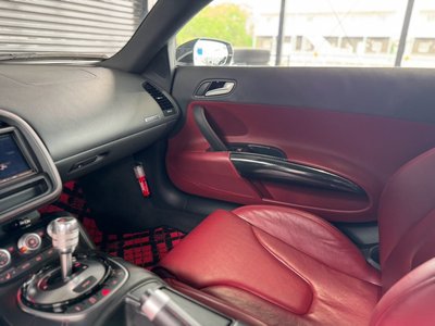 صورة مصغرة 54 لـ 2013 AUDI R8