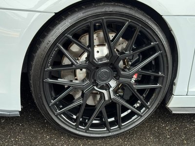 صورة مصغرة 29 لـ 2013 AUDI R8