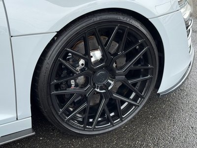 صورة مصغرة 34 لـ 2013 AUDI R8