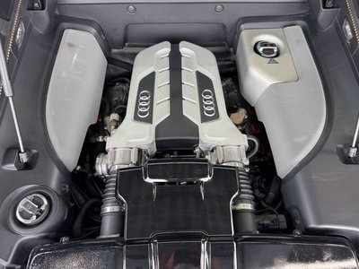 صورة مصغرة 68 لـ 2013 AUDI R8