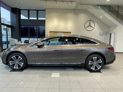 MERCEDES-BENZ EQS - 10