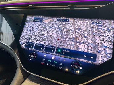 MERCEDES-BENZ EQS - 4