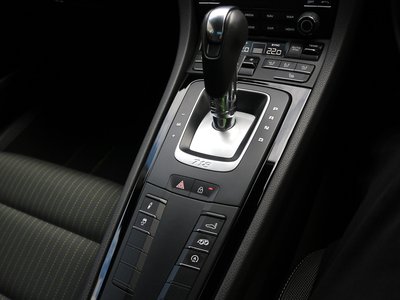 2020 Porsche 718 — миниатюра 15