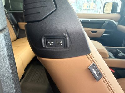 2025 LAND Rover DEFENDER thumbnail 21