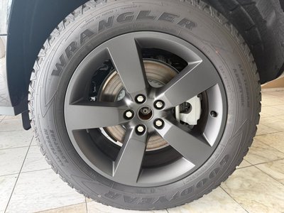 2025 LAND Rover DEFENDER thumbnail 16