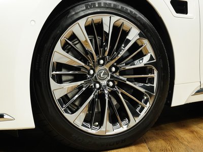 2023 Lexus LS — миниатюра 41