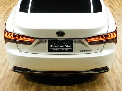 2023 Lexus LS — миниатюра 26
