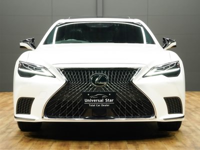 صورة 10 لـ 2023 Lexus LS