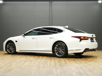 2023 Lexus LS — миниатюра 15