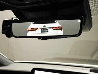صورة 7 لـ 2023 Lexus LS