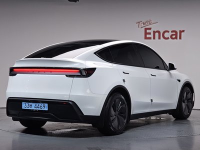 صورة 2 لـ 2025 Tesla MODEL Y