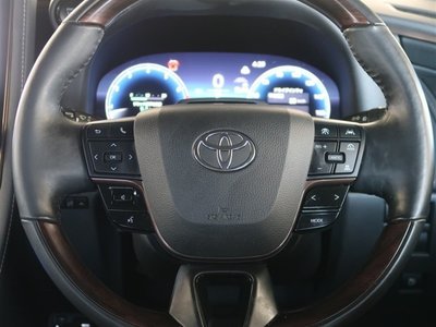 TOYOTA ALPHARD - 10