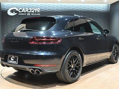 PORSCHE MACAN - 5