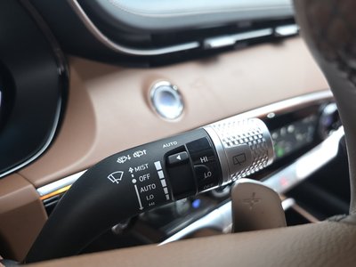2022 Genesis GV70 — миниатюра 30
