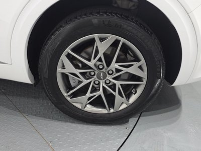 2022 Genesis GV70 photo 8