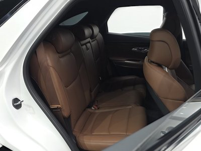 2022 Genesis GV70 — миниатюра 17