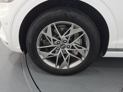 2022 Genesis GV70 photo 6