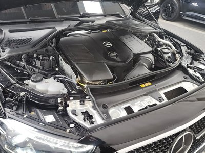 MERCEDES-BENZ E-CLASS - 7