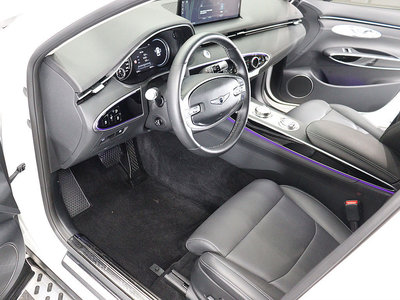 2023 Genesis GV70 — миниатюра 17