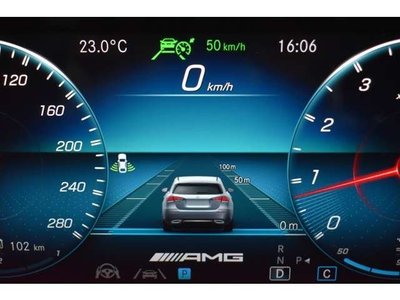 MERCEDES-BENZ GLB - 6