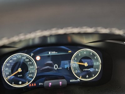 صورة 6 لـ 2023 Genesis THE NEW G70